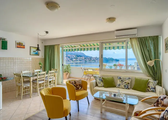 With A Magical View * Split
